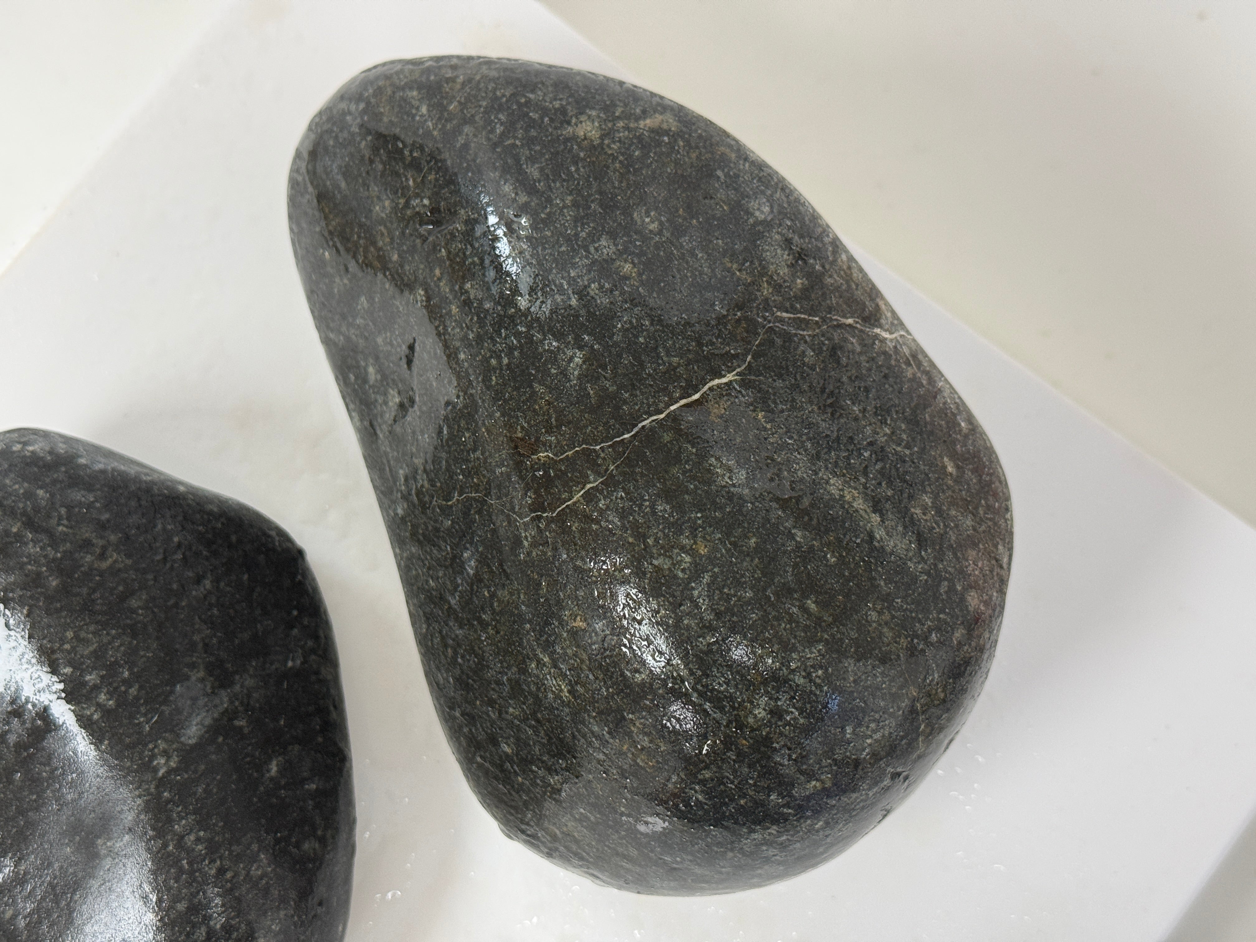 Bolo decorativo Black/Green - Velestone