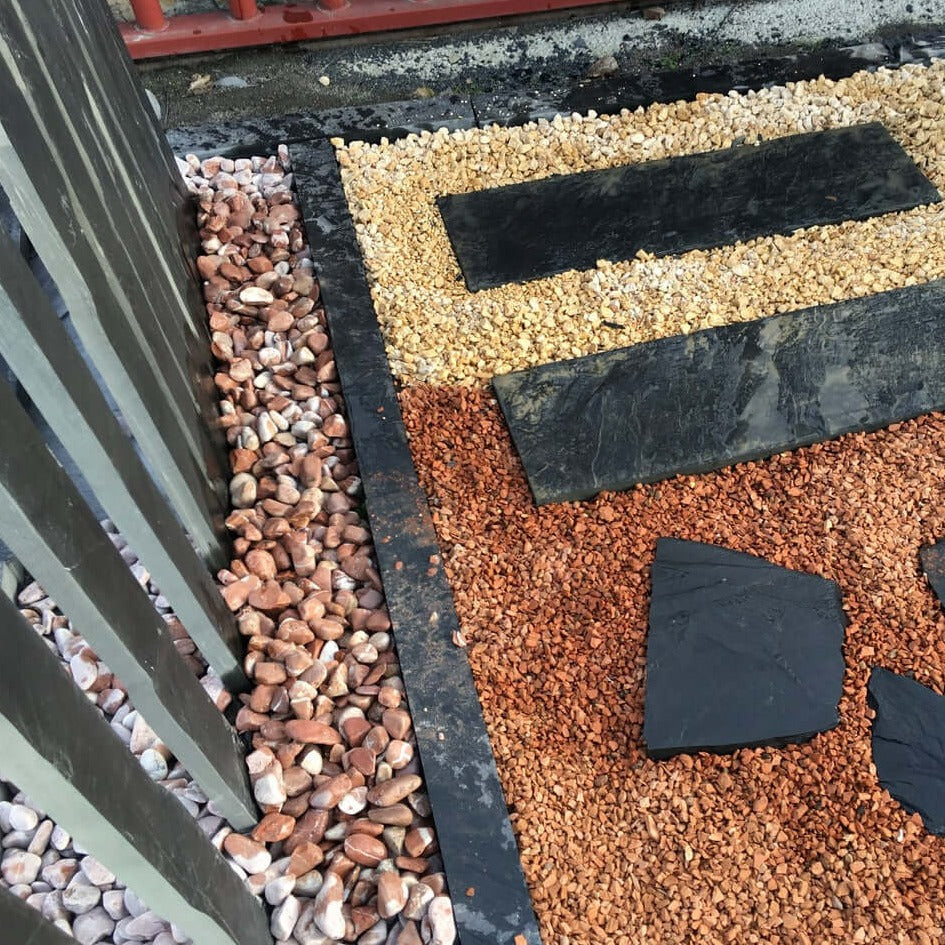 Bordillo Pizarra separador, piqueta o bordura de pizarra jardin Acabado Natural, Antideslizante, Aspecto Monocolor, Barato, Bordillos, Caminos, Colores Negros, Colores Oscuros, Espacio exterior, Espacio público, Exclusivo, Exteriores, Jardin, Piedra, Piedra natural, Piquetas, Pizarra, Senderos, Top Ventas, Vallas