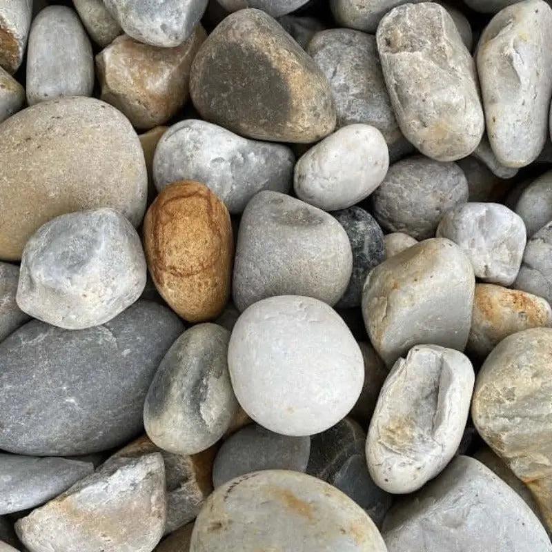 Canto rodado Sagres, piedra natural decorativa ideal para jardinería y paisajismo.