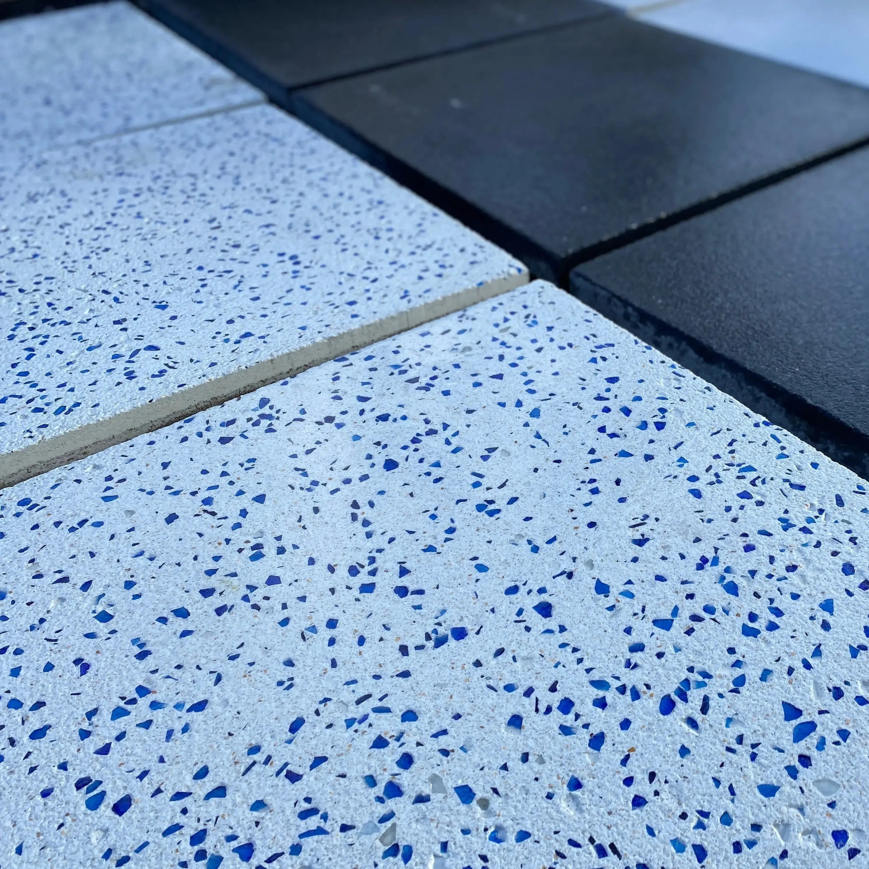Losa Cuadrada 75x75 cm | Recycla - Vetonek